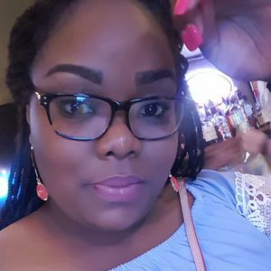 Meet your Posher, Bronta